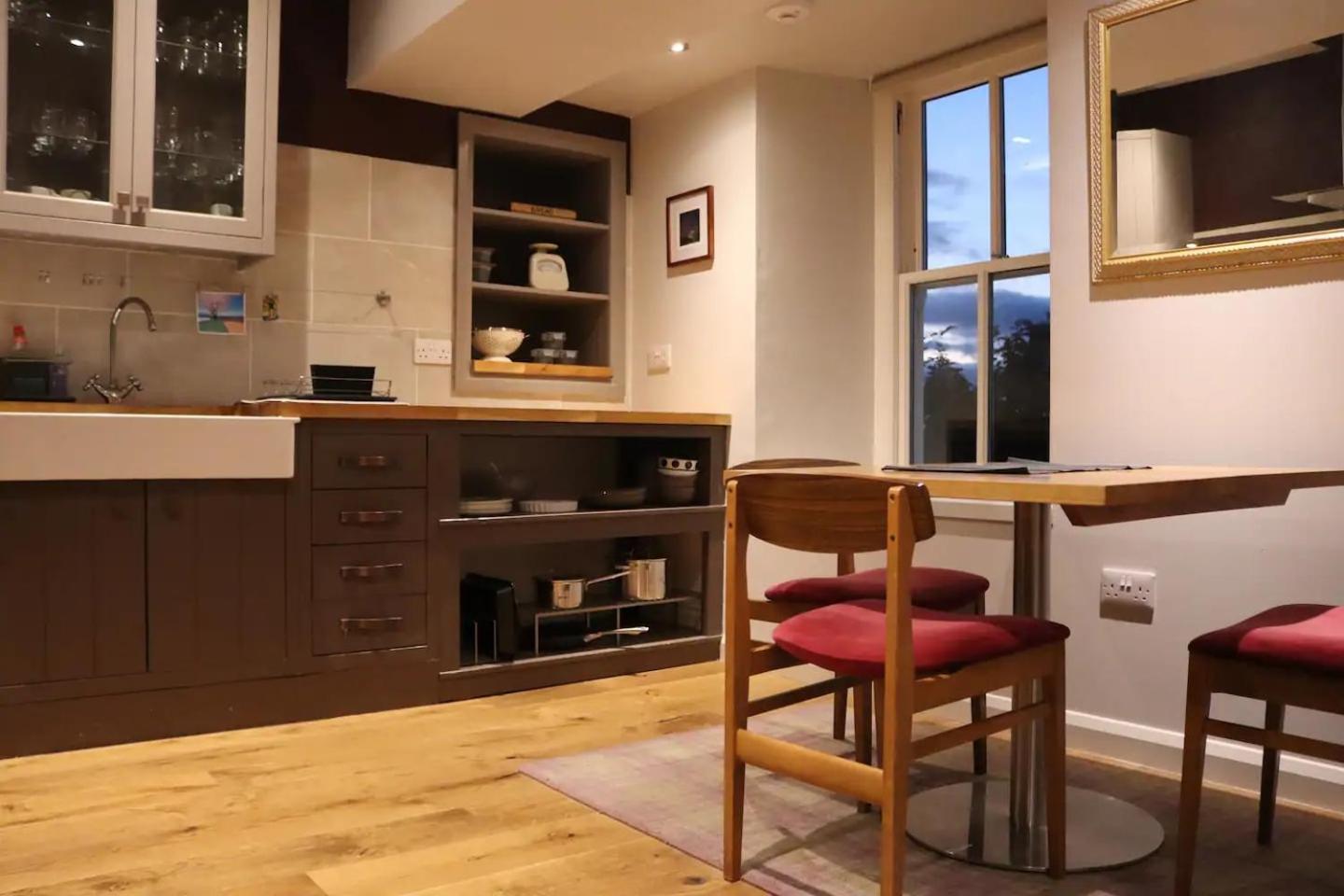Unique Highland Apartment Инвернес Екстериор снимка
